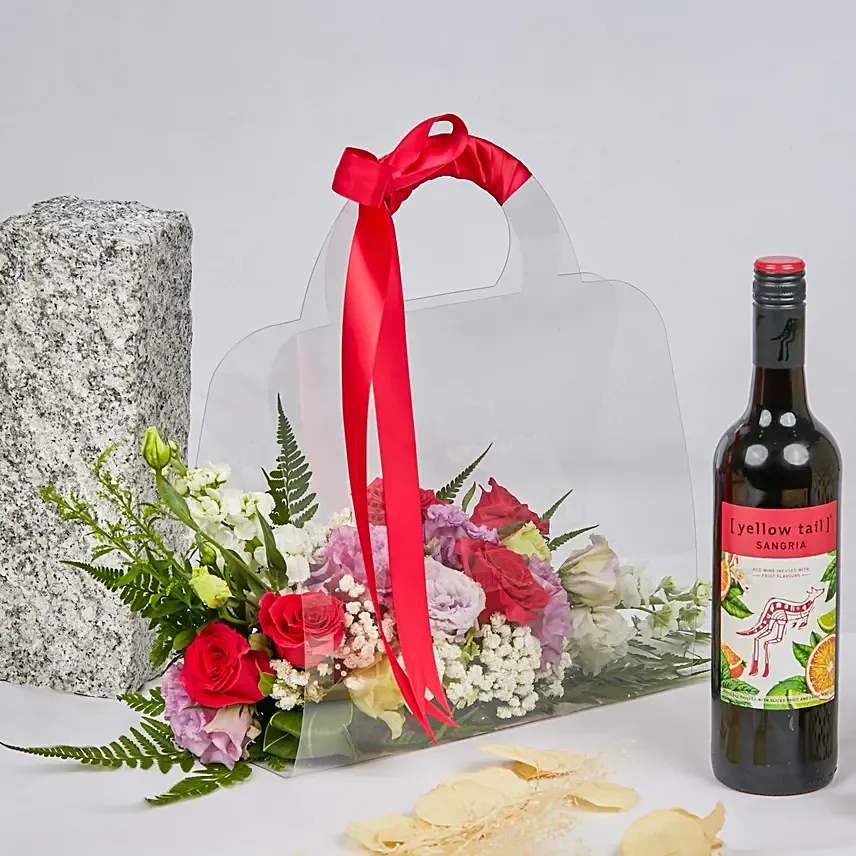 Flowers Bag with Yellow Tail Sangria Wine: Wine And Flowers